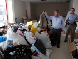 Elbistan'da İhtiyaç Sahiplerine Yardım Eli Uzatılıyor