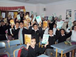 Karcı: Anne Ve Babalar Tatilde Çocuklarıyla Birlikte Kitap Okusun