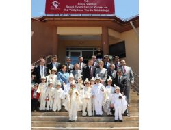 Sivas’ta Kimsesiz Çocuklar İçin Sünnet Şöleni Düzenlendi