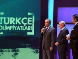 Arınç: Binlerce Selam O Güzel İnsana Ve Onunla Birlikte Olanlara