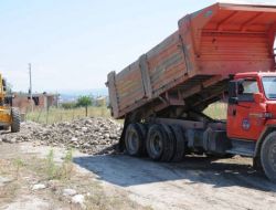 Başkan Tarhan: Kadirli’de Yol Sorunu Kalmayacak