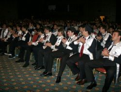 Yıldırım Koleji 64 Öğrencisini Mezun Etti