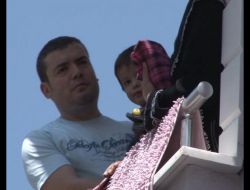 Yangında Mahsur Kalan Anne İle Çocuğunu İtfaiye Kurtardı