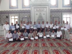 İmam Ve Müezzinlere ‘ezanı Güzel Okuma’ Kursu