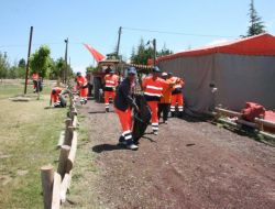 Niğde Belediyesi Kent Ormanı'nı Temizliyor