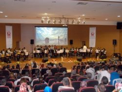 Keçmek Kursiyerlerinden Müzik Dinletisi