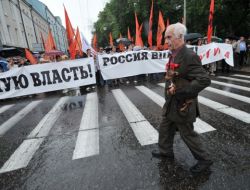 Putin Karşıtları Liderleri Olmadan Yürüyüşe Geçti