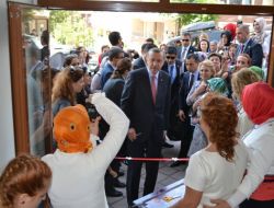 Erdoğan, Belmek Yıl Sonu Sergisinin Açılışını Yaptı!