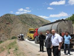 Yeşilyurt'ta İkinci Kat Asfaltlama Çalışması Yapılıyor