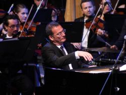 51. Uluslararası Bursa Festivali Senfoni Konseriyle Başladı