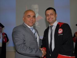 Sdü Diş Hekimliği Fakültesi'nden 33 Diş Hekimi Mezun Oldu