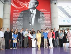 Amerikalı Bilim Adamlarından Otomotiv Lisesine Ziyaret