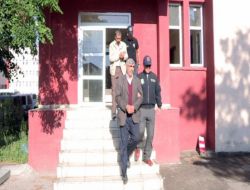 Doğubayazıt'ta Kck Operasyonunda 8 Tutuklama