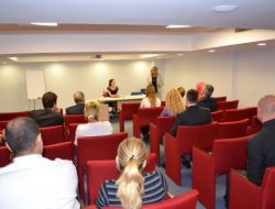 Ofislerde Çalışanlar Obeziteye Daha Çok Dikkat Etmeli