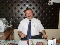 'Zeytin Zararlılarıyla Mücadelede Uçakla Organik İlaçlama Yasak Değil'