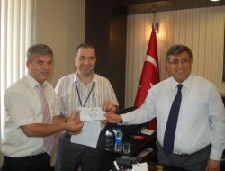 Thk, Fitre Ve Zekat Gelirlerinin Yarısını Sydv'ye Teslim Etti