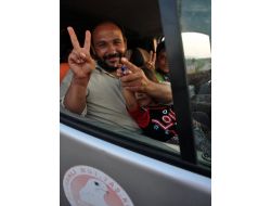 Suriyeliler Hatay Sınırına Akın Ediyor