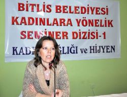 Bitlis Belediyesi'nden Kadın Sağlığı Ve Hijyen Semineri