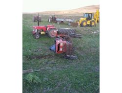 Devrilen Traktörün Altında Can Verdi