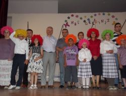 Zihinsel Engellilerin Tiyatro Oyunu Beğeni Topladı