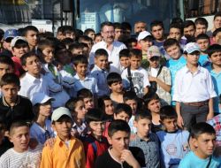 Başarılı Öğrencilere, Tatil Hediyesi