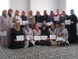 Aile İçi İletişim Programına Katılanlara Sertifikaları Verildi