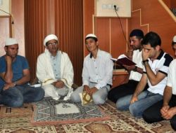 Midyat’ta Miraç Kandili Üç Dilde İdrak Edildi