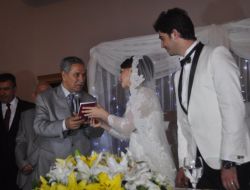Başbakan Yardımcısı Arınç Hatay’da Nikah Şahitliği Yaptı