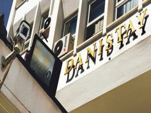 Zahit Akman'a yol açıldı!