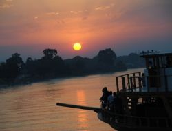 Gün Batımında Manavgat Irmağı'nda Fotoğraf Turu
