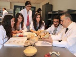 İkçü Tıp Fakültesi'nde İlk Yıl Başarısı