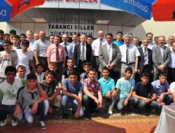 Batmanlı Öğrencilerin İngilizce Yaz Kampı Coşkuyla Başladı