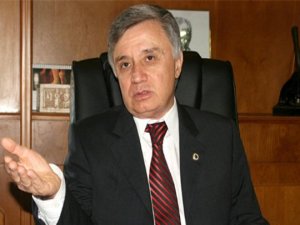 Çukurova rektörü serbest