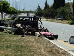 Denizli’de Otomobil Direğe Çarptı: 1 Ölü, 1 Yaralı