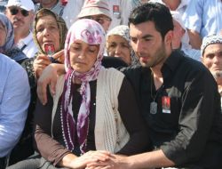 Giresunlu Şehit Piyade Er Yaşar Doymuş Toprağa Verildi