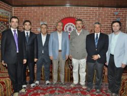 Bakan Eker, Kore'de Türk Şehitliğini Ziyaret Etti!