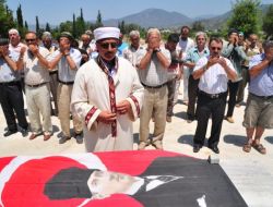 Fethiye’de 8 Şehit İçin Gıyabi Cenaze Namazı Kılındı