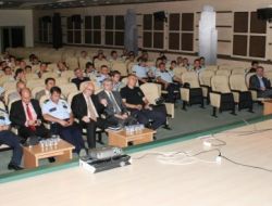 Polise Halkla İletişim Semineri