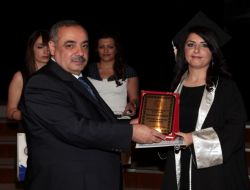 Aü Diş Hekimliği Fakültesi 37. Dönem Mezunlarını Uğurladı