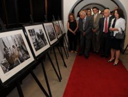 'İlk Nefesten Son Nefese Kadar Kadınlar' Resim Sergisi