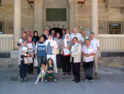 Alman Heyet, Tarihi Camiyi Gezerek Ezan Ve Kur’an Dinledi