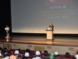 Bakan Eker, Kore’de Türkiye Milli Günü'ne Katıldı