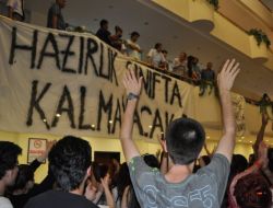 Üniversite Yönetiminden Söz Alan Öğrenciler Eyleme Son Verdi