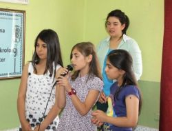 Müzikle İngilizce Öğrendi, Avrupa Dil Ödülü'nü Kazandılar