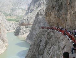 Adrenalin Tutkunları Kemaliye'de Buluştu