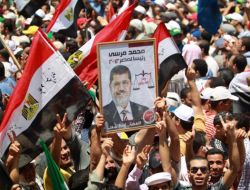 Mısır'da Seçimleri Mursi Kazandı