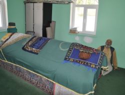 Hacı Bektaşi Veli'nin Yanında Yetişti, Bayat Halkını Aydınlattı