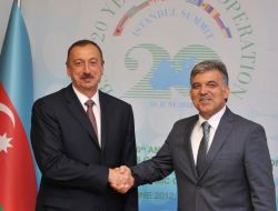 Cumhurbaşkanı Gül, İlham Aliyev İle Bir Araya Geldi!