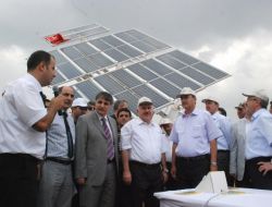 Mobil Güneş Pili Sistemi Çiftçilerin Yüzünü Güldürecek