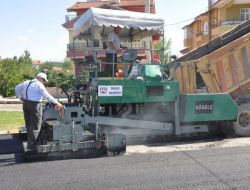 Yalvaç'ta Sıcak Asfalt Çalışmaları Başladı